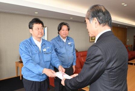 山陽新聞へ熊本地震義援金を寄託いたしました。