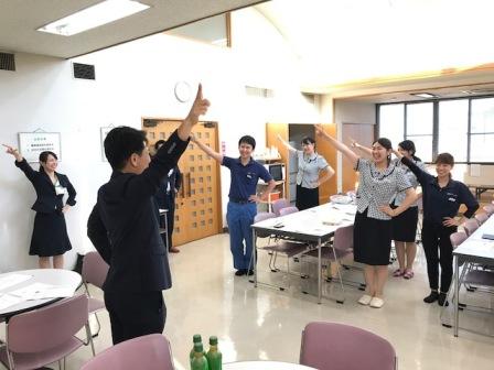 トマト銀行様に、ビジネスマナー研修会を開催して頂きました。